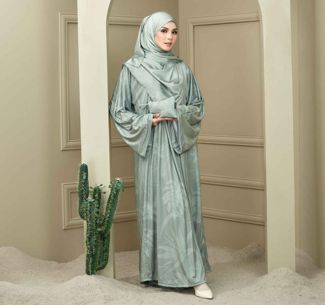 Exclusive abaya with Shawl